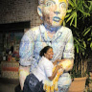 Meet your Posher, Dinita